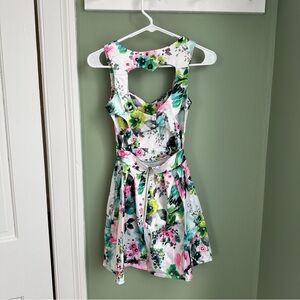 Xenia Boutique Floral Dress with Heart Back